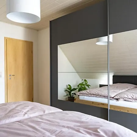 Grosse Ferienoase Mit Burgbergblick Apartment Bevern  Exterior photo