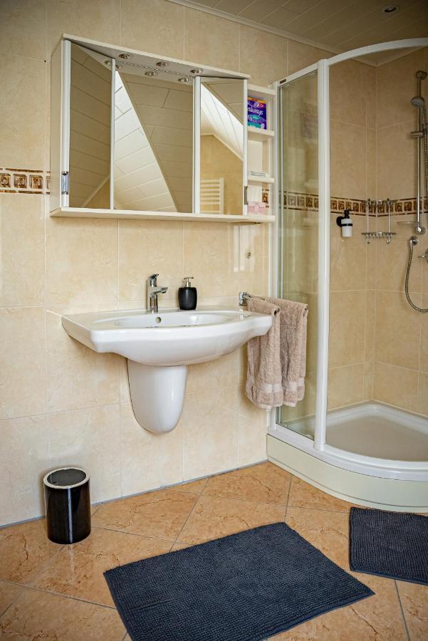 Grosse Ferienoase Mit Burgbergblick Apartment Bevern (Lower-Saxony)